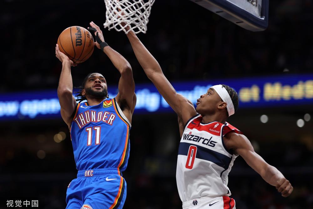 边的每一个 边的每一个